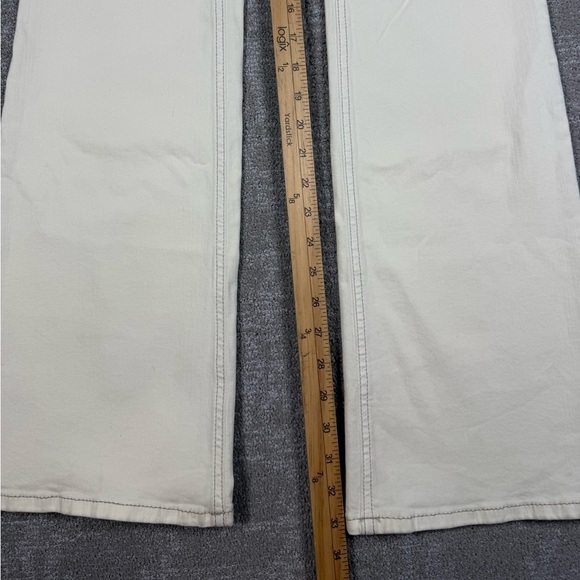 Current / Elliot High Rise Flare NWT Bentonite Color Womens Size 28 - Picture 8 of 9